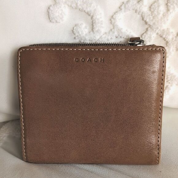 Coach Butter Soft Embossed Bifold/Zip Ladies Wallet- Camel Color - Picture 1 of 16